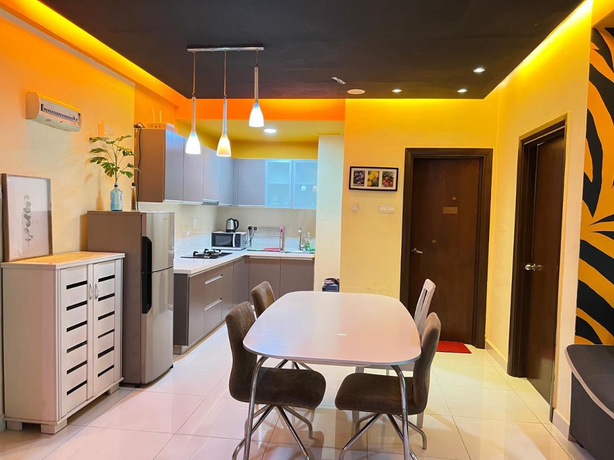 Regalia Suites & Residence 2 Bedroom Apartment By Enjoy Your Stay Kuala Lumpur Bagian luar foto