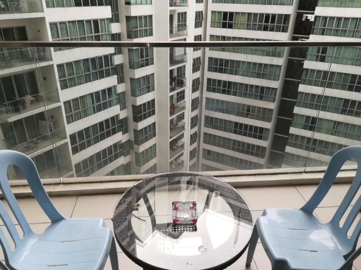 Regalia Suites & Residence 2 Bedroom Apartment By Enjoy Your Stay Kuala Lumpur Bagian luar foto